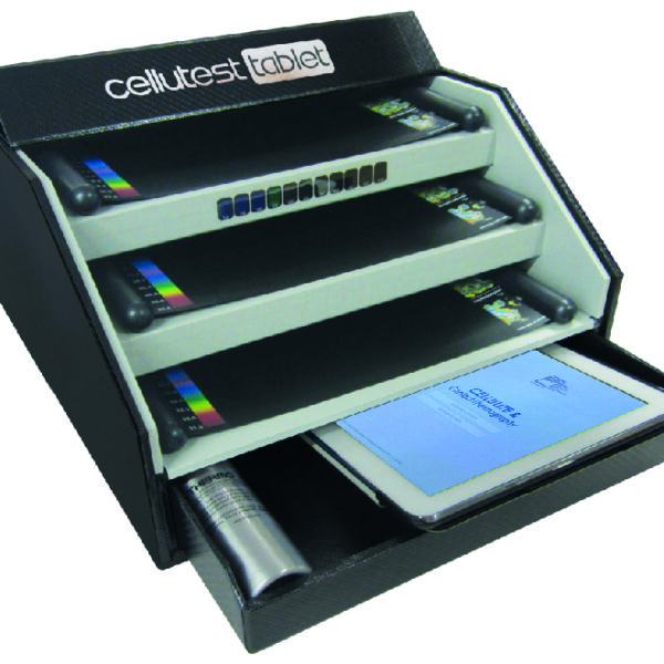 CELLUTEST TABLET

Plate holder with room thermometer
3 High resolution contact thermography  plates, reacting to the following temperatures:

 	Plate RS 28: from 27.5 to 30.6 °C
 	Plate RS 30: from 29.5 to 32.6 °C
 	Plate RS32:  from 31.5 to 34.6 °C
 	Tablet 7 inches with Android operating system
 	ITS system to select the right thermographic plate
 	Thermocleaner – detergent for thermographic plates
 	Application to store thermographic images and test results
 	Professional guide for cellulite detection and treatments
 	Interpretation poster
 	Cards for thermographic test recording
